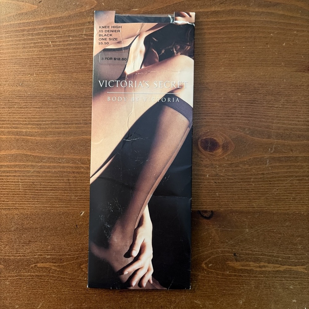 NEWVictorias Secret Women Body by Victoria Knee Highs Stockings Pantyhose Black
